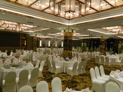 大堂-八府香鸭·啫啫煲(华山路店)