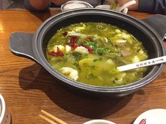 -渝是乎川渝小炒(新世界百货望京店)