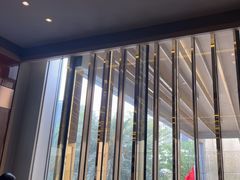 -大中华希尔顿酒店-念自助餐·嗨啤·小龙虾