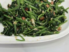 -一口猪海鲜浑锅·东北家常菜