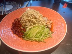 剁椒鸡丝拌面-芳芳私房菜·精做淮扬菜(承德路店)