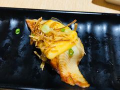 -万岁料理回转寿司(华贸店)