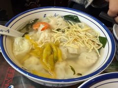 -长人馄饨铺(解放街店)