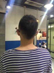 -FRIDAY星期五专业美发沙龙