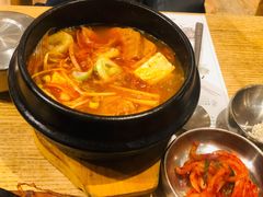 部队泡菜汤-姜虎东白丁烤肉(虹桥天地店)