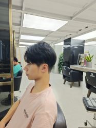 -苏奇发型·烫发染发