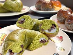 -HOT CRUSH趁热集合·现烤面包(环球港店)