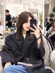 -AYO SALON