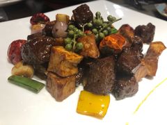 生煎澳洲牛眼粒-童福兴·南京菜(老门东店)