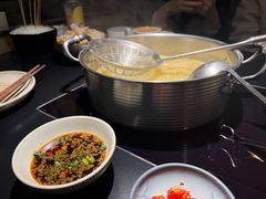 -鲜入唯煮·港式海鲜牛肉火锅(金宝街店)