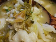 -周鱼小馆石锅酸菜鱼(活力汇店)