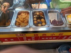 自助取餐区-明桂米粉(北站店)