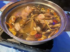 -千岛蚝高压锅生蚝·人参火锅(白云万达店)