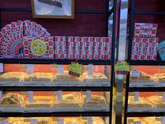 面包甜点陈列柜-百年义利(幸福大街店)