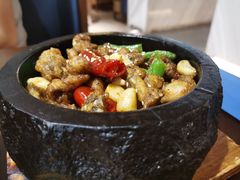 石锅牛蛙-渔沧米缸·绍兴美食(万达店)