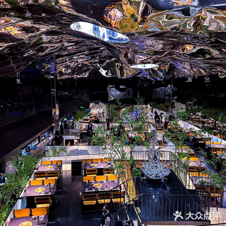 长沙高级感黑金庭院风日式烤肉💯黑毛和牛口感绝了