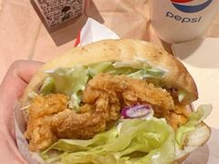 藤椒风味鸡排饼汉堡-肯德基(东直门来福士店)