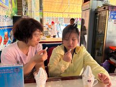 -古老冰山特色冰淇淋店(艾提尕尔店)