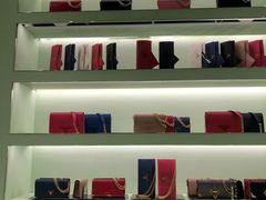 -PRADA普拉达(国际广场店)