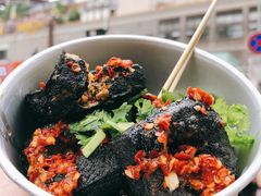 -黑色经典臭豆腐·湖南特产(步行街店)