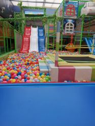 -小玩家儿童主题乐园(世茂广场店)