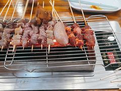 -哈尔滨小酒馆·鲜肉现穿自助烧烤(康新花园店)