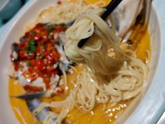 老坛剁椒蒸鲜活鱼头-遇见湘·地道湖南菜(云门店)
