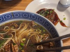 -沪西老弄堂面馆(定西路店)