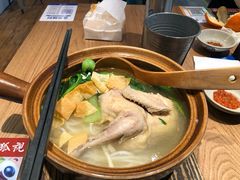 -刀小蛮半只鸡过桥米线(家乐福四元桥店)