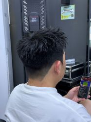 -藤野造型专业烫染接发
