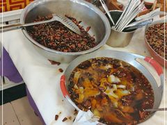 -鑫巴蜀小镇 · 水煮鱼专研店(玉桥店)