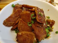 -味上湘菜馆(岳麓山店)