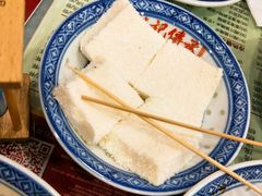-赵记传承特色牛奶甜品(泉城广场店)