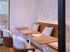 -Line 咖啡(石厦花园店)