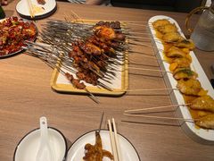 -街角等你.大连海鲜烧烤.经典铁板海鲜串(西安路店)