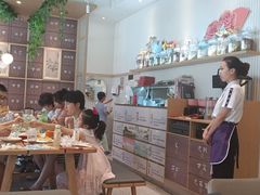 大堂-必胜客(WOW昙华林店)