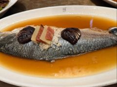 招牌中式清蒸鲥鱼-苏浙汇(肇嘉浜路总店)
