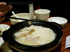 -阿瓦山寨·湘菜现炒·剁椒鱼头王(咸阳总店)