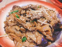 干炒牛肉河粉-避风塘(宝山万达店)