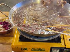 -拈签一笑黄牛肉辣卤串串
