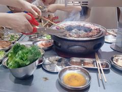 -围炉肉舍•炭烤活鳗•丹东海鲜烤肉(步行街店)