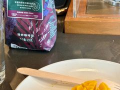 -星巴克臻选(上海虹桥新天地三店)