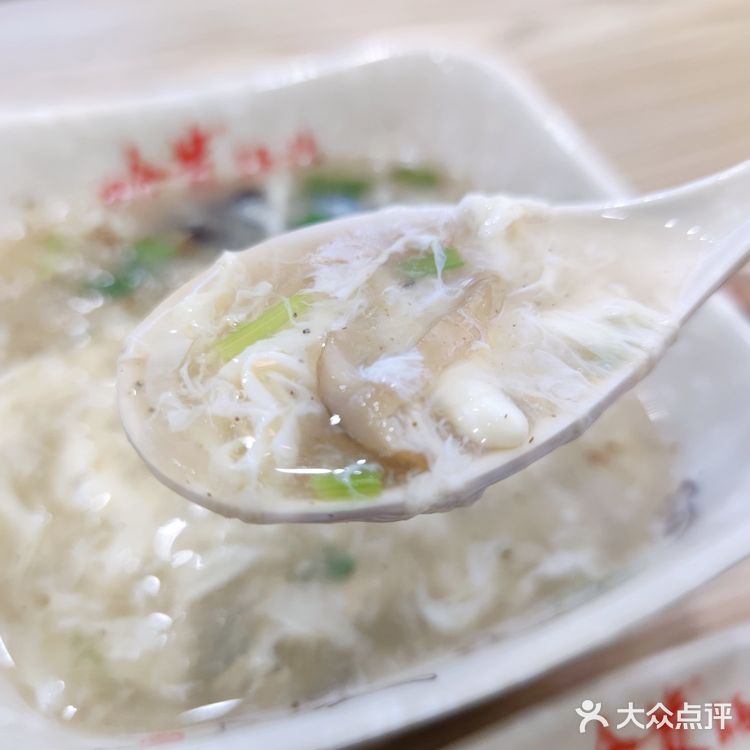 锅贴单人餐，像是吃个了早餐。