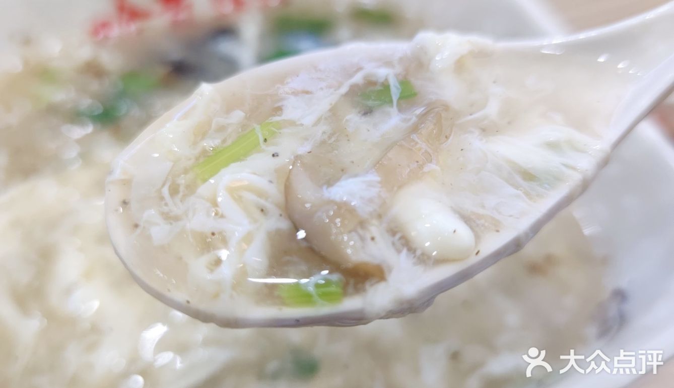 锅贴单人餐，像是吃个了早餐。