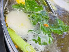 -乡土黄·鲜牛肉火锅·小龙虾(兴业街店)