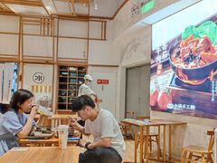 大堂-小满手工粉(上海月星环球港店)