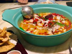 老坛酸菜鱼-周渝食惦·酸菜鱼精致川菜(横岗店)
