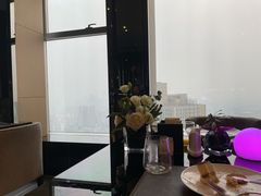 -唐拉雅秀酒店-西锦汇空中BBQ·思创餐厅