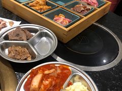 -烤路里·韩国品质自助烤肉(石路天虹4号店)