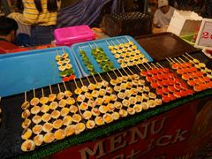 -席娜卡琳火车铁道夜市